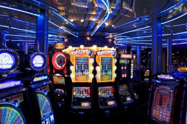 Live dealer card game table on madrid toto mobile app